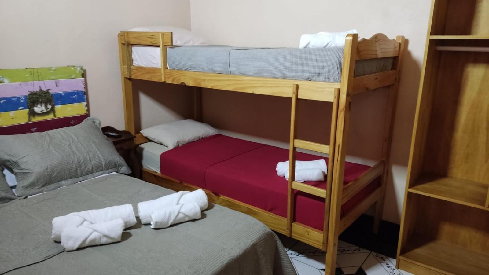 Apart Clemencia Apartment Puerto Iguazu Bilik gambar